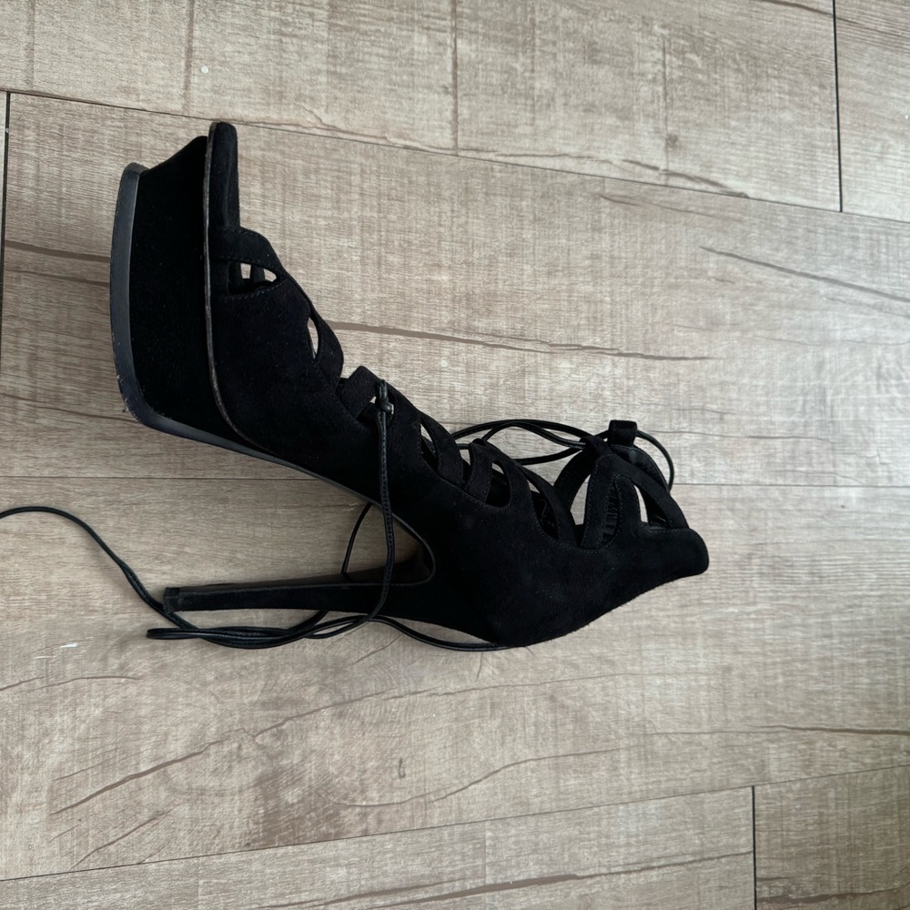 Saint Lauren platform heels/sandals. Great condition. Worn once. - Picture 3 of 4